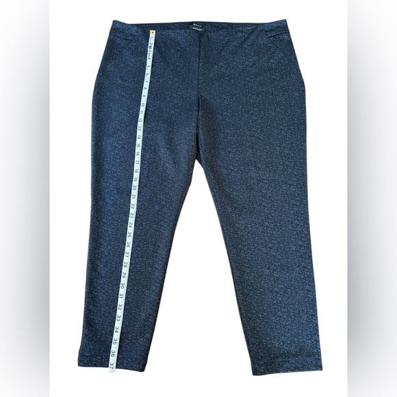 NWOT, Reitmans, The Modern Stretch Pants, 22W, Gray (Charcoal) - Picture 4 of 8